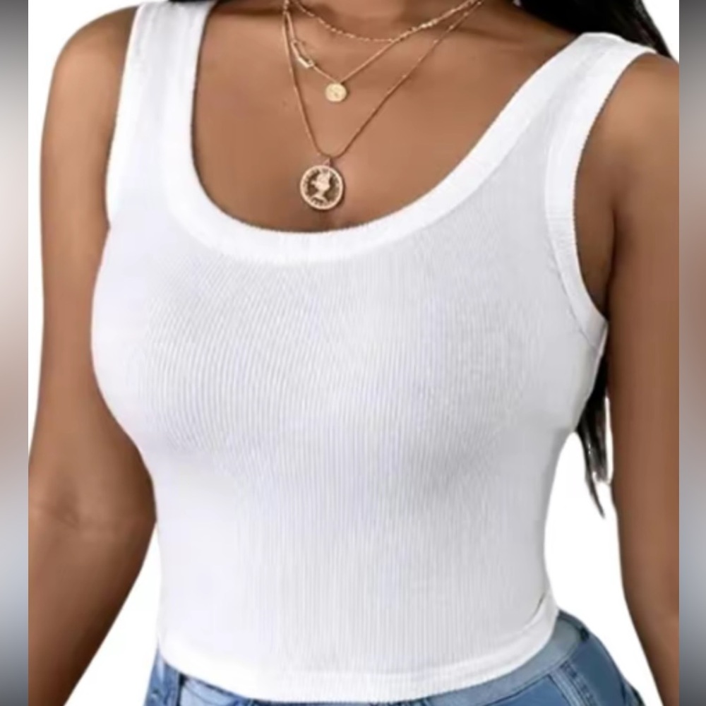 NWT Chicme Scoop Neck Super Soft Ribbed Crop Tank White Size XL